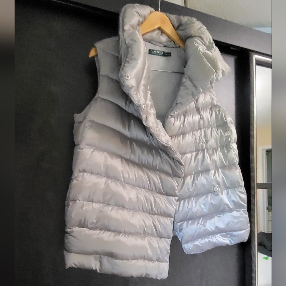 Lauren Ralph Lauren Women's Silver Puffer Vest